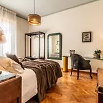 Apartment Dimora Vintage San Tommaso By Wonderful Italy
